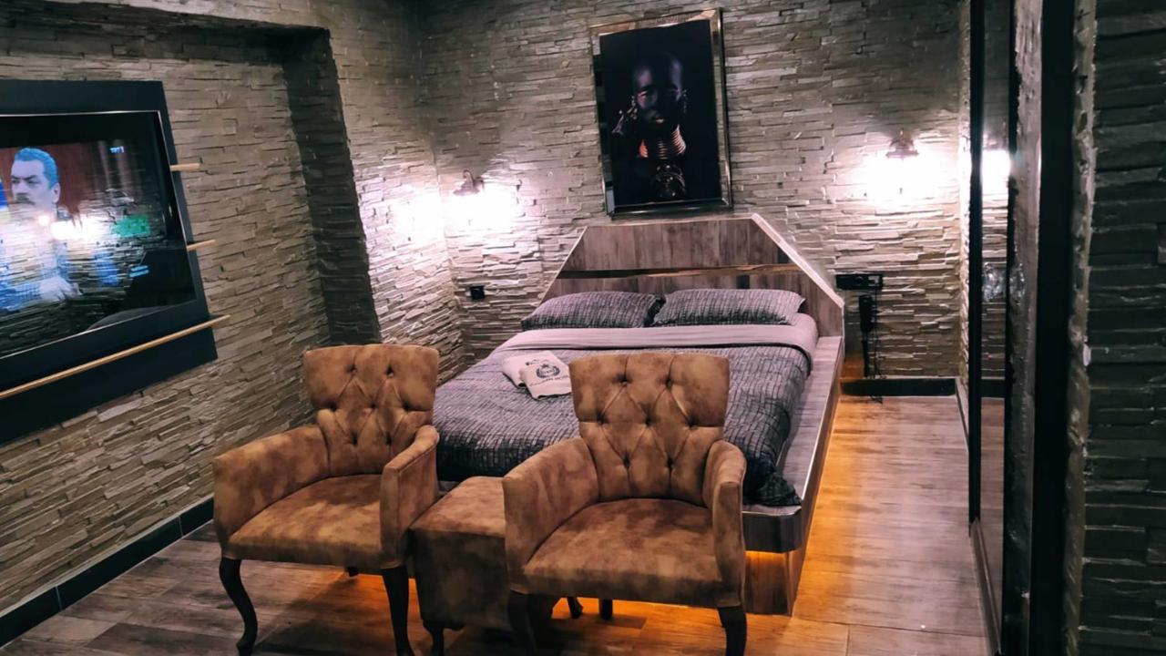 Golden House Aparthotel